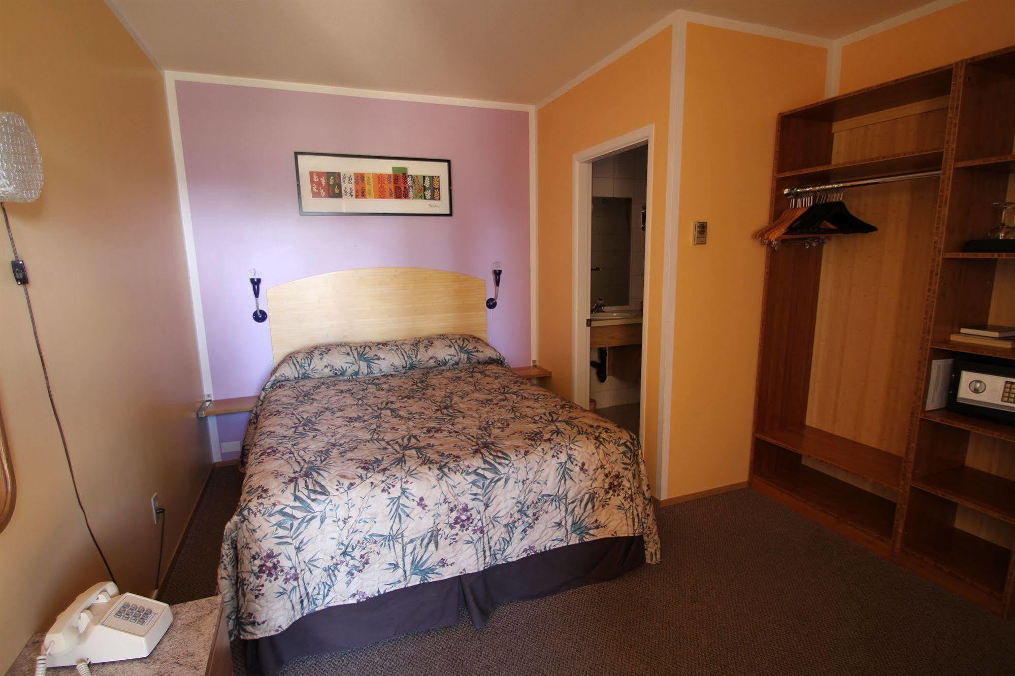 Waterfront Inn Penticton Ngoại thất bức ảnh